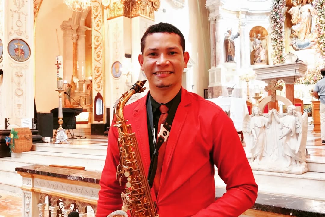 Saxofonista en medellin